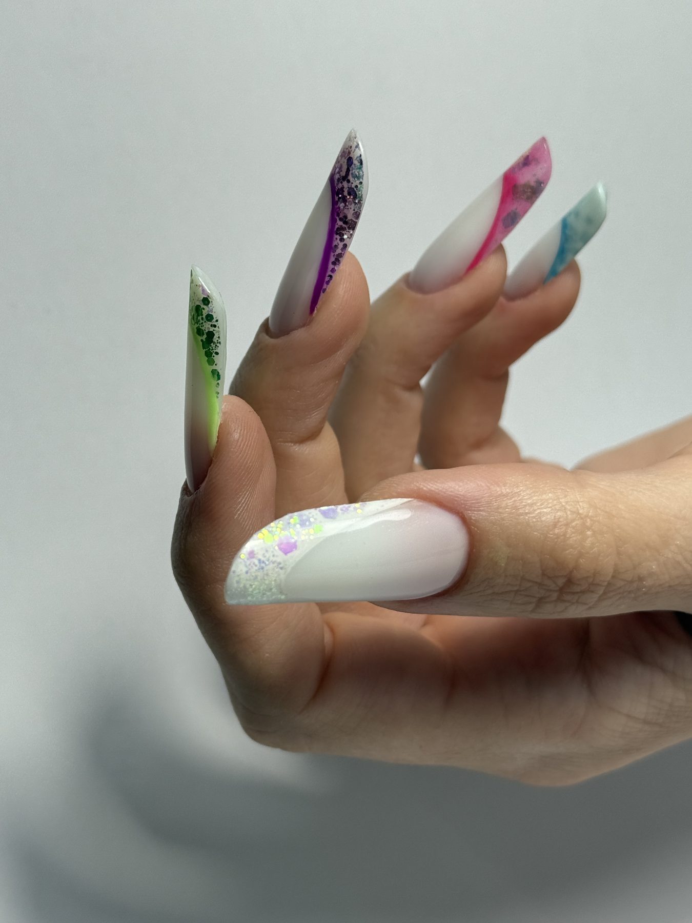Glitter Nails — opera 3